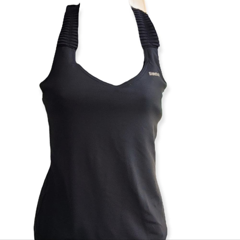 Reebok Womens Play Dry Built In Sports Bra Running Athletic Tank Size S Black.